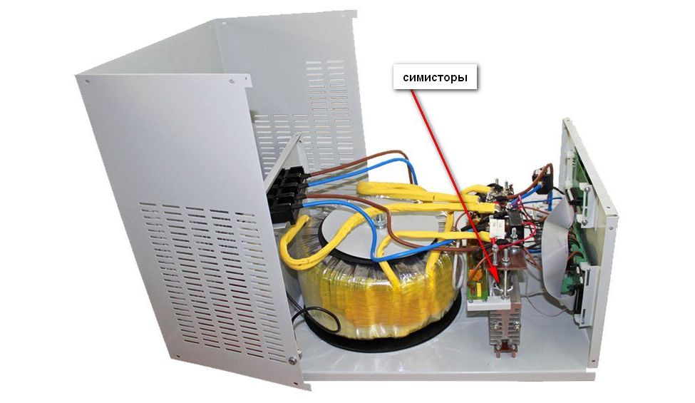 Стабилизатор напряжения электронный